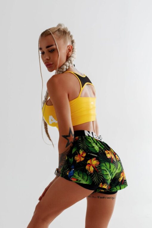 Топ Nebbia Light-Support Sports Bra GYM HERO Yellow 579 - Зображення 2