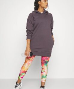ХУДІ EVERYDAY HERO LONG SWEATSHIRT WITH A HOODIE MARRON 580